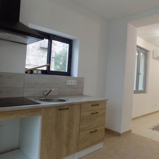  Annonces BARJAC : Appartement | GOUDARGUES (30630) | 50 m2 | 590 € 