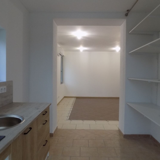  Annonces BARJAC : Appartement | GOUDARGUES (30630) | 50 m2 | 590 € 