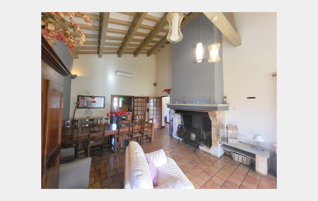 Annonces BARJAC : Maison / Villa | VALLON-PONT-D'ARC (07150) | 180 m2 | 380 000 € 