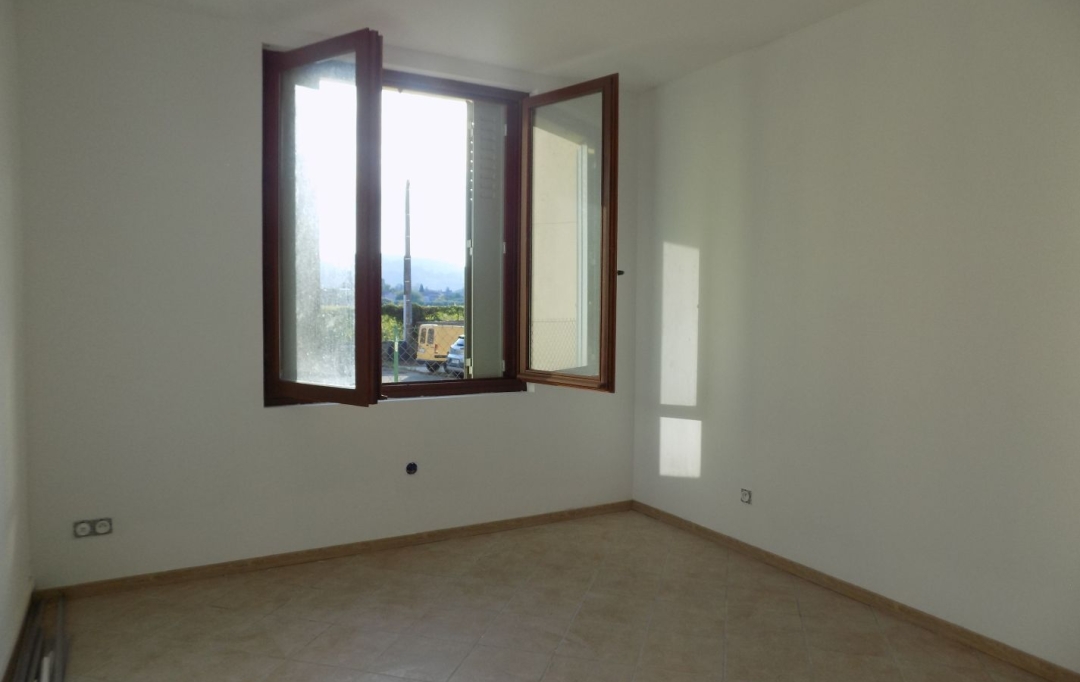 Annonces BARJAC : Appartement | GOUDARGUES (30630) | 50 m2 | 590 € 